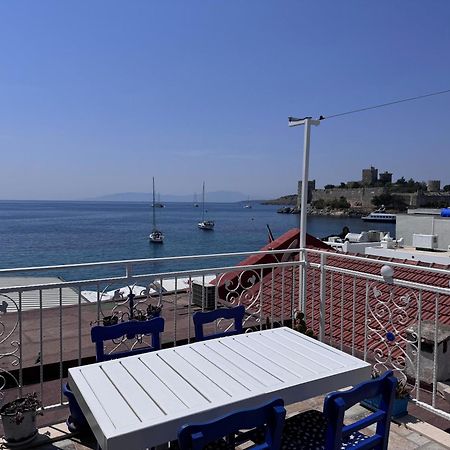 White And Blue Bodrum Bed & Breakfast Exterior photo