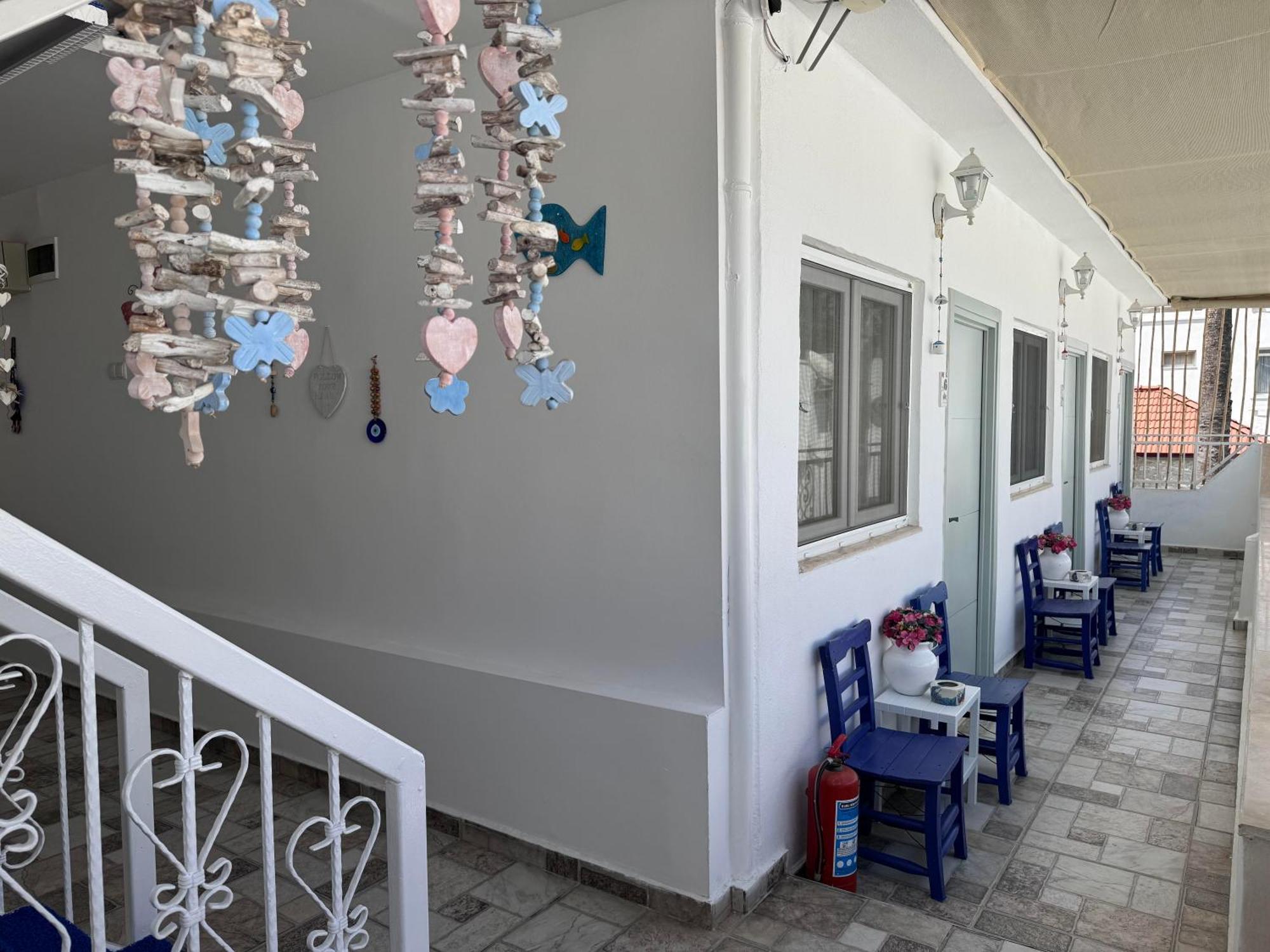 White And Blue Bodrum Bed & Breakfast Exterior photo